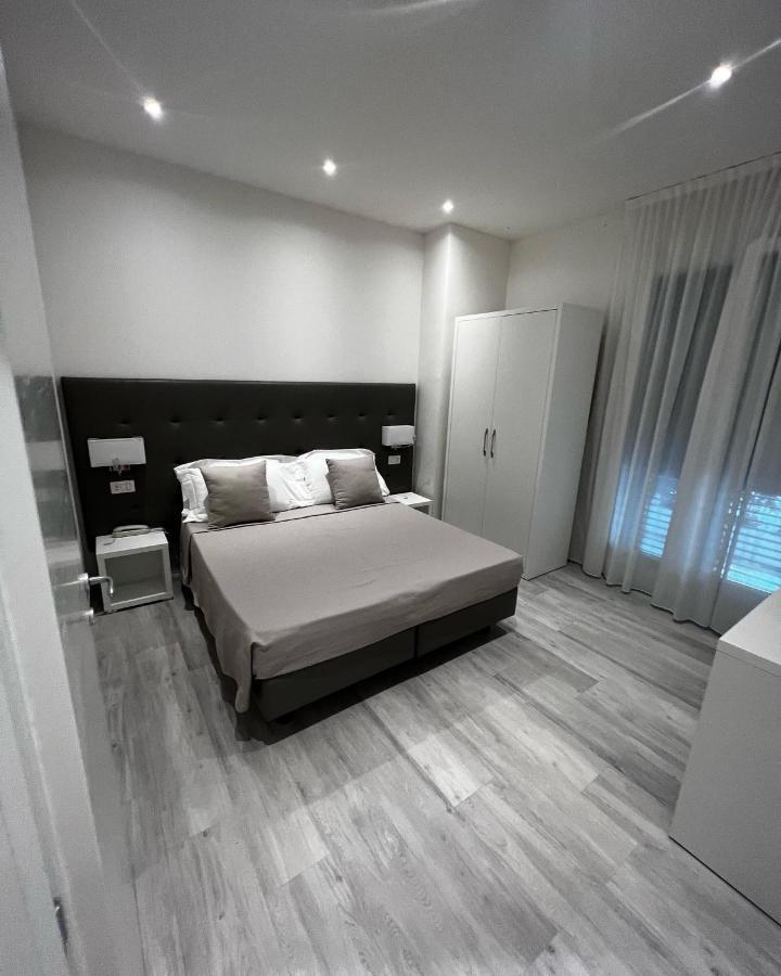 Hotel Ardea Riccione Exteriör bild