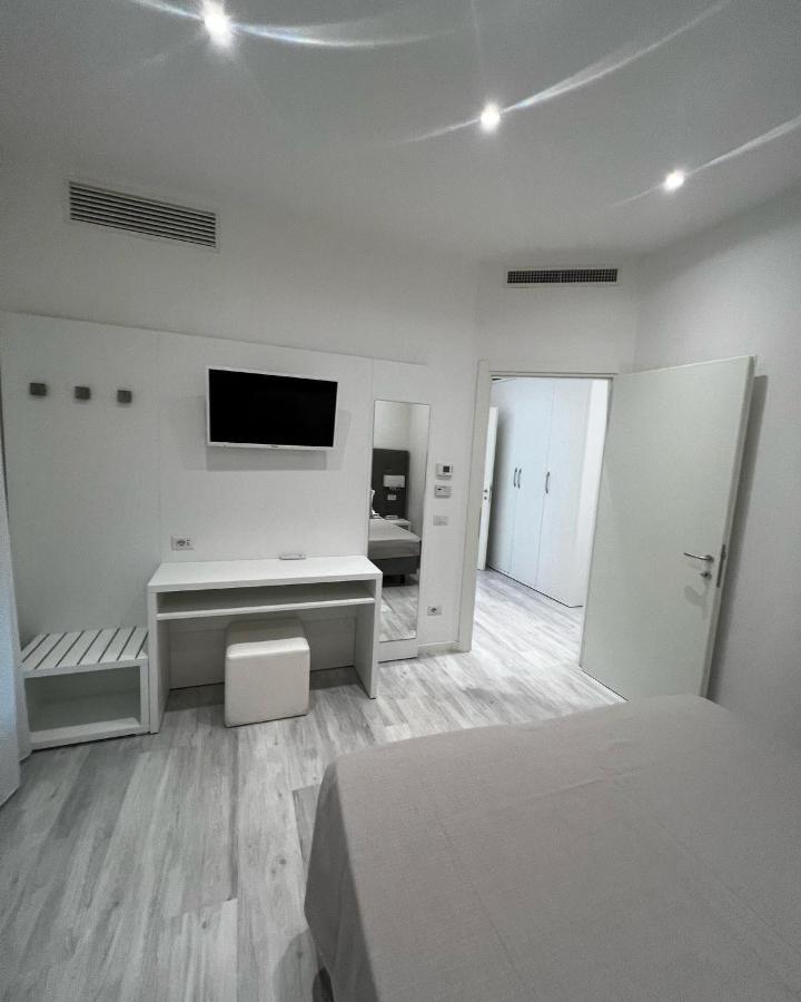 Hotel Ardea Riccione Exteriör bild