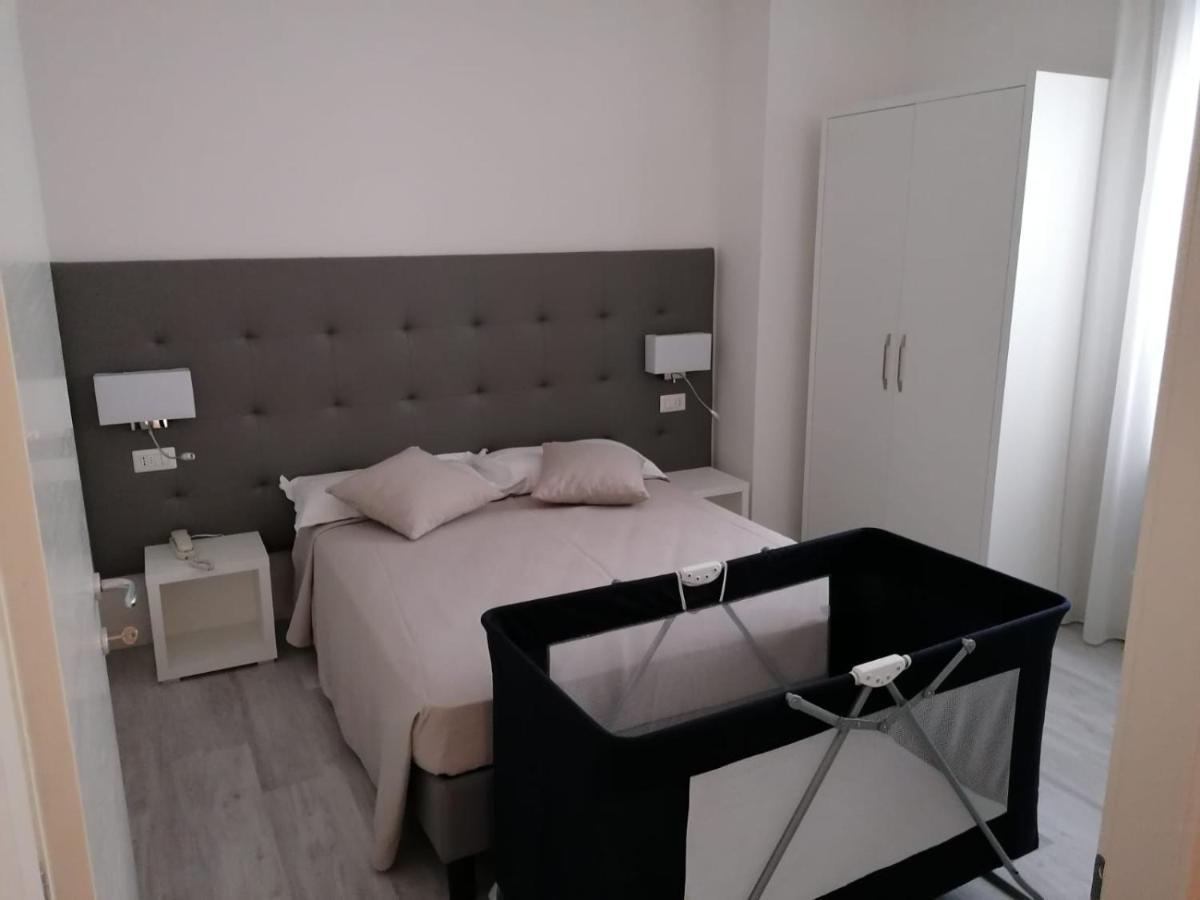 Hotel Ardea Riccione Exteriör bild
