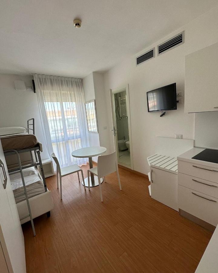 Hotel Ardea Riccione Exteriör bild